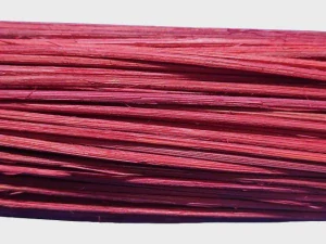 "B" kv. - pedig průměr 3,25 mm po 40 cm - bordó -500 g